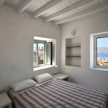 Museo Tower House Holiday home *